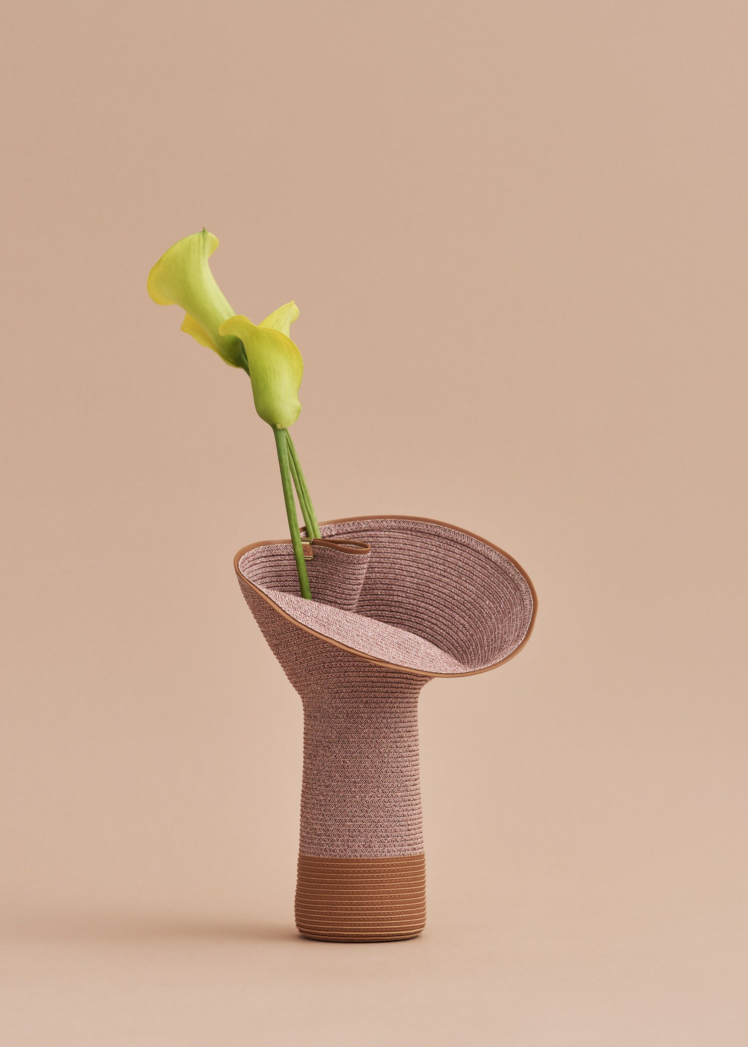 Nano Lapel花瓶 - 驼色